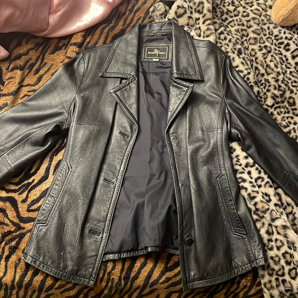 Brandon Thomas XL Black Leather Jacket (Feels like a Medium-Large)